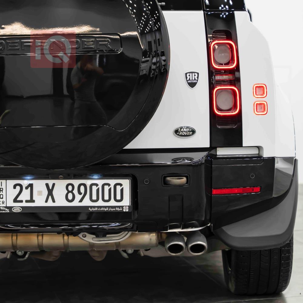 Land Rover Defender
